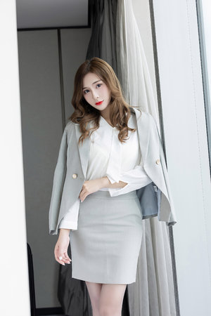 豪华宾馆停车场2